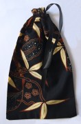 Aszak zwart bloem 26x15 800